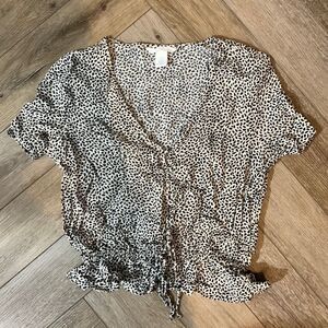 H&M button Top 